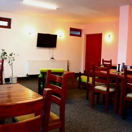 Ξενοδοχείο Family Hotel Lili 2*