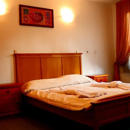 Family Hotel Lili Μπάνσκο